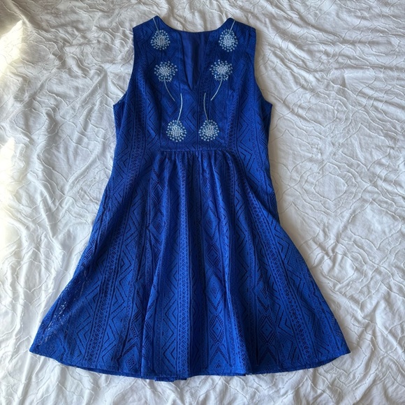 Tulle Blue Mini V-Neck Dandelion Sleeveless Dress with Pockets Lace Material - Picture 3 of 13